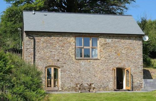 Horner Casa | 1 Bed Cottage - Sleeps 2 Parking Wifi