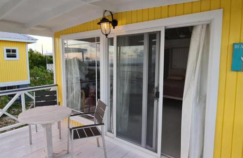 Codrington Casa | 1 Bed Cottage Sleeps 2 - Pet Friendly - Ocean View