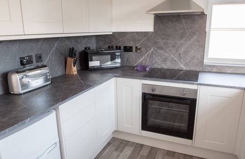 Ipswich Apartamento | Toothbrush Apartments - Apartamento completamente amueblado de 1 dormitorio en Ipswich, con estacionamiento
