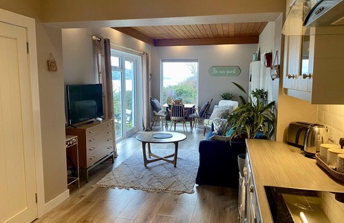 Ballygally Apartamento | Ballygally Seaview and garden 1 bedroom hideaway