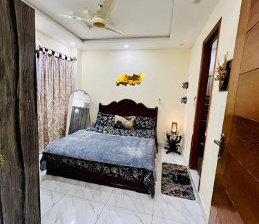 Bahria Town Apartamento | 1 bed furnished apartment flat Bahria town Rwp isb
