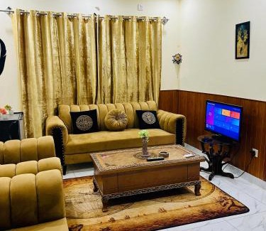 Bahria Town Apartamento | 1 bed furnished apartment flat Bahria town Rwp isb