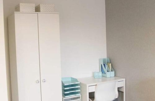 Peterborough Casa | 1-Bed House - Sleeps 2 - Parking Wifi