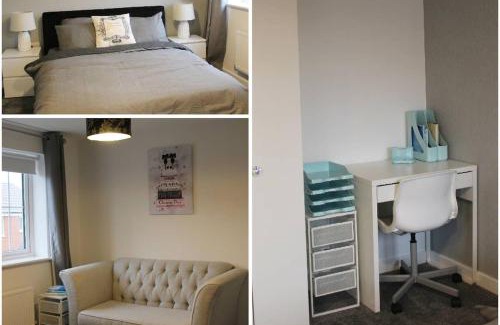 Peterborough Casa | 1-Bed House - Sleeps 2 - Parking Wifi