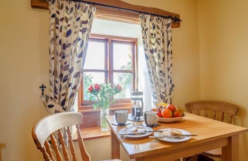 Dyffryn Ardudwy Casa | 1 Bed in Barmouth 89395