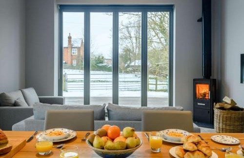 Sandy Casa | 1 Bed in Little Gransden 81056