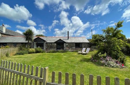 Newlyn Casa | 1 Bed in Newlyn 78517