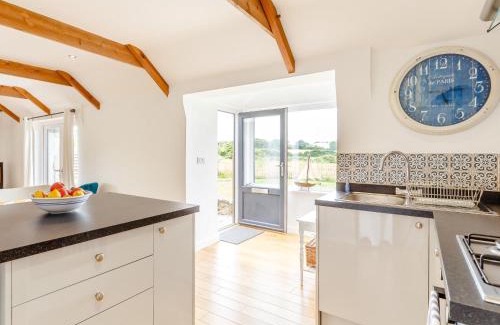 Newlyn Casa | 1 Bed in Newlyn 78517