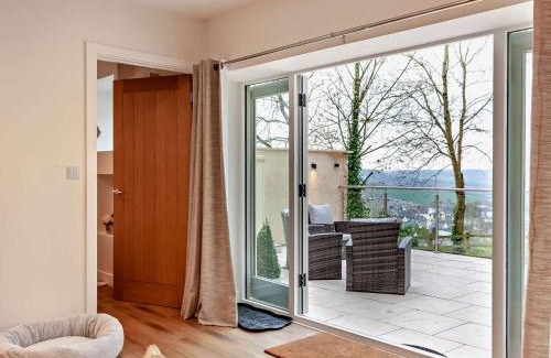 Ozleworth Casa | 1 Bed in Wotton-under-Edge 91936