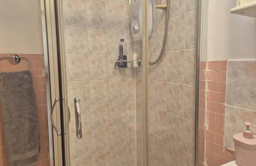 Wolverhampton Apartamento | 1 Bed-sleeps 2-city Centre-no Free Parking