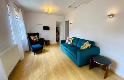 Hethel Apartamento | 1 bed-Sleeps 4-Garden-Near Snetterton Circuit