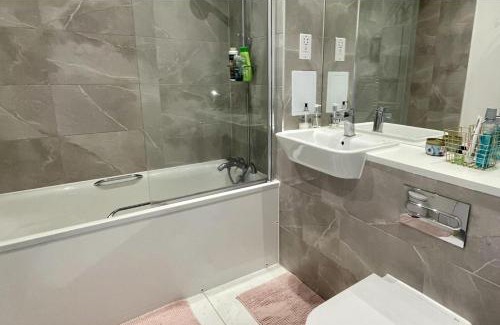 South Hornchurch Apartamento | 1 Bed - Sleeps 4 - Parking Pets Wifi