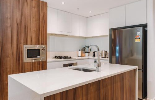 City East Apartamento | 1-Bed with Amazing Views, Pool, Gym, BBQ & Parking