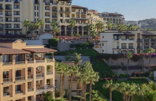 Jimenez Complejo | 1 Bedroom 1 bath executive suite July 11-18 1300$
