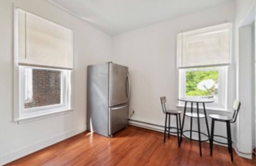 North Philadelphia Casa | 1 bedroom 1 bathroom within walking distance Temple University Hospital