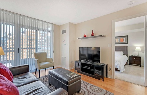 Downtown Mississauga Apartamento | Grand Ovation, cerca de la plaza, amueblado listo para mudarse
