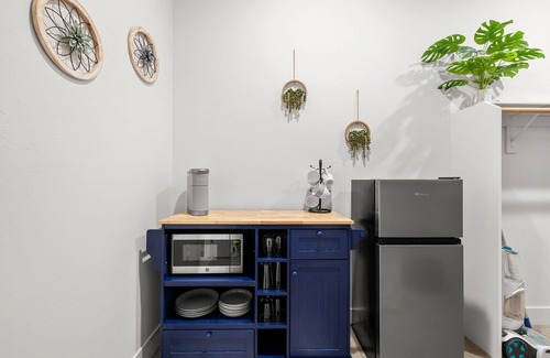 Orangevale Apartamento | 1 Bedroom, 1 Bathroom, Hot Tub, Pool, Fire Pit
