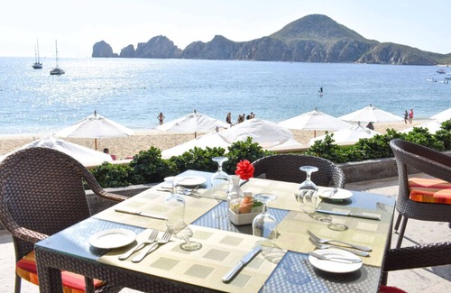 Los Cangrejos II y ÌII Condominio | 1 bedroom, 2 bath unit sleeps 6. Ocean view w/ patio. 11/ 24-12/01 Thanksgiving
