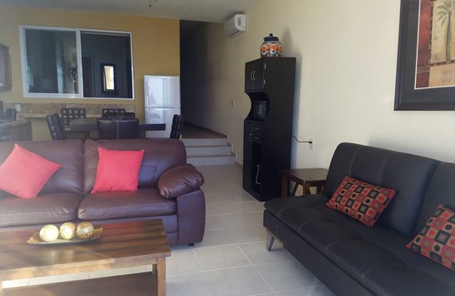 Chacala Condominio | 1 dormitorio, cuarto piso con vista al mar Condo 407