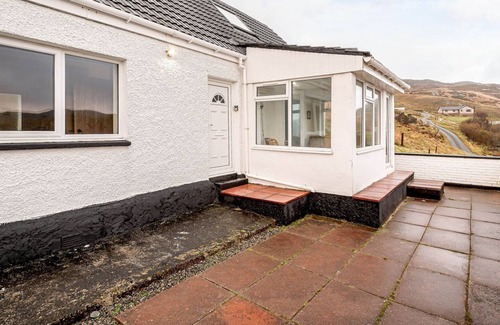 Lewis and Harris Cabaña | 1 bedroom accommodation in Grabhair, Isle of Lewis