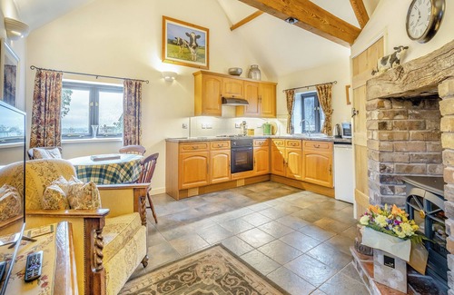 Coalbrookdale Cabaña | 1 bedroom accommodation in Leighton, near Shrewsbury
