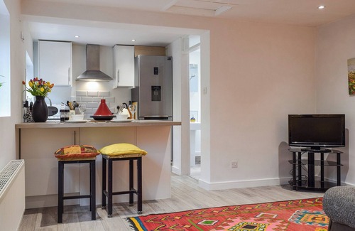 Grandborough Cabaña | 1 bedroom accommodation in Marton, near Rugby