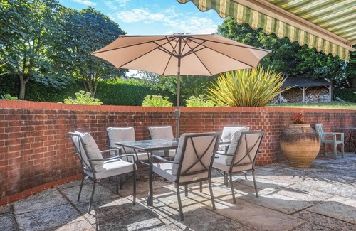 Stockbridge Cabaña | 1 bedroom accommodation in Over Wallop, near Stockbridge