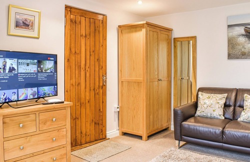 Poole Cabaña | 1 bedroom accommodation in Broadstone