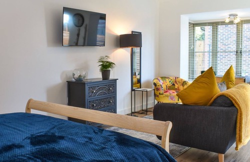 Boxgrove Cabaña | 1 bedroom accommodation in Chichester