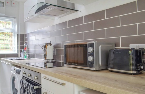 Lyminge Cabaña | 1 bedroom accommodation in Etchinghill, near Folkestone