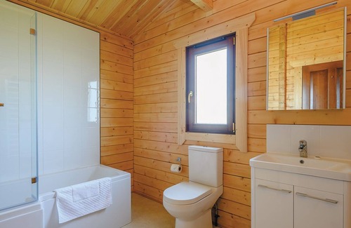 Wenhaston Cabina | 1 bedroom accommodation in Wenhaston, Halesworth