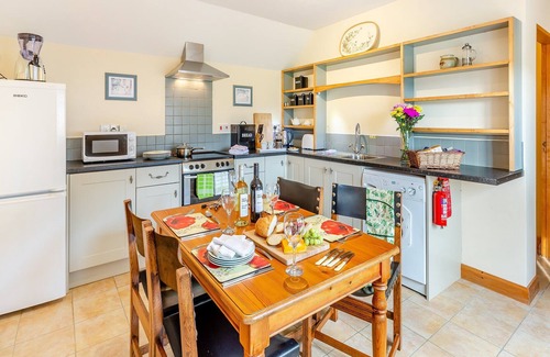 Pontesbury Cabaña | 1 bedroom accommodation in Pontesbury, near Shrewsbury