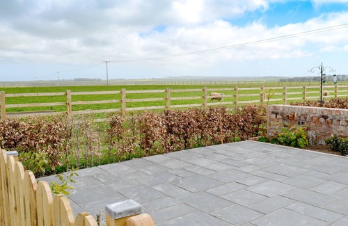 Folkton Cabaña | 1 bedroom accommodation in Flixton, near Filey