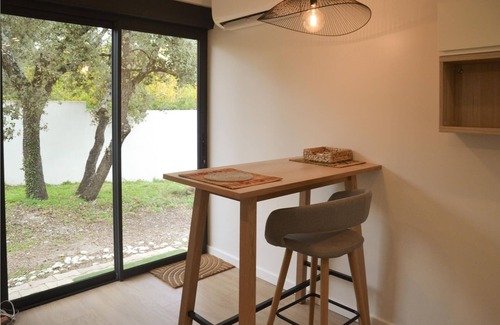 Sussargues Apartamento | Alojamiento de 1 habitaciones en Sussargues