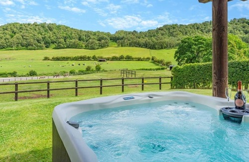 Cotebrook Casa | 1 bedroom accommodation in Broxton, Nr Chester