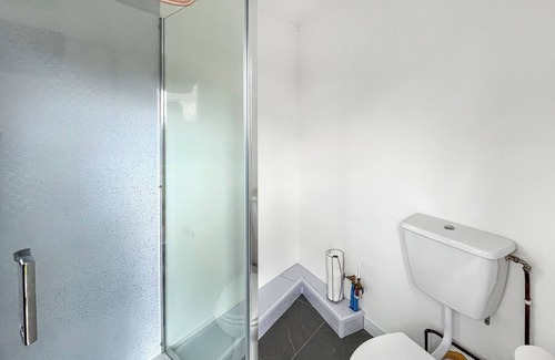 Rhyd-y-foel Cabaña | 1 bedroom accommodation in Abergele