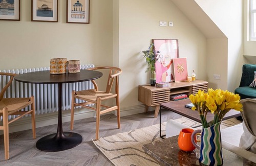 Montpelier Cabaña | 1 bedroom accommodation in Brighton