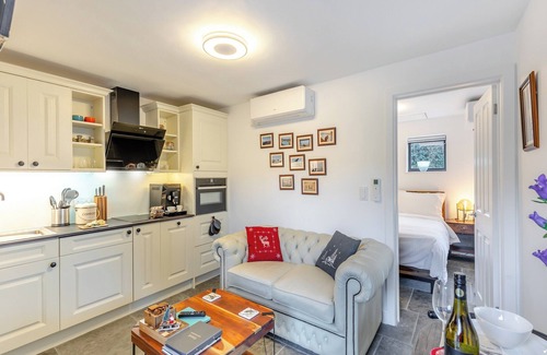 Northway Cabaña | Alojamiento de 1 habitaciones en Coombe Hill, near Tewkesbury