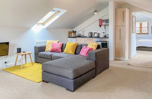 Bilting Cabaña | 1 bedroom accommodation in Brook, near Wye