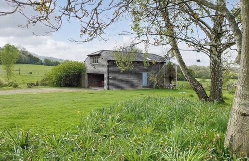 Bilting Cabaña | 1 bedroom accommodation in Brook, near Wye