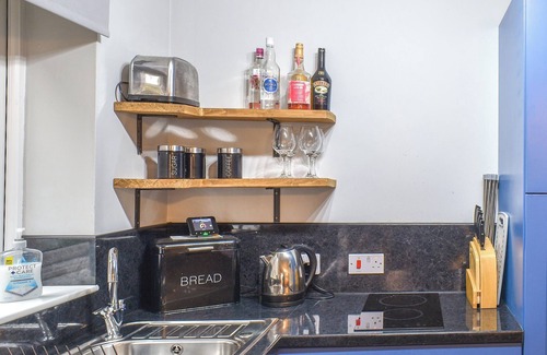 Cannock Cabaña | Relax at this peaceful apartment, just a stone’s throw from Cannock Chase.