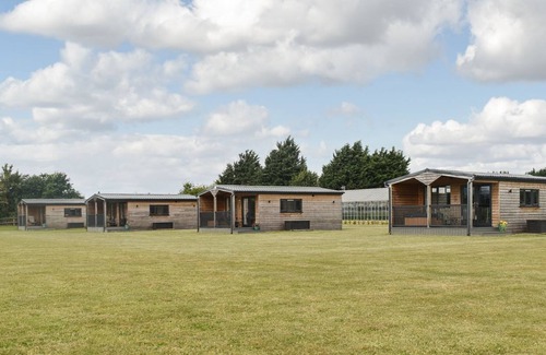 Bretforton Cabaña | 1 bedroom accommodation in Bretforton, near Broadway