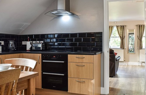 Hipperholme Cabaña | 1 bedroom accommodation in Hipperholme, Halifax