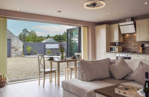 Tavernspite Cabaña | 1 bedroom accommodation in Llanteg