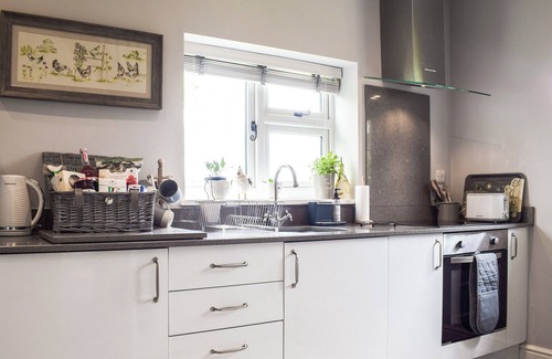 Ludwel Cabaña | 1 bedroom accommodation in Richards Castle, near Ludlow