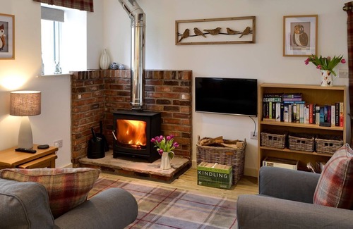 Westward Cabaña | 1 bedroom accommodation in Brocklebank, near Caldbeck and Uldale