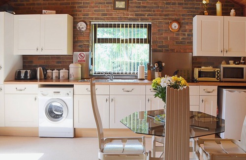 New Forest District Cabaña | Alojamiento de 1 habitación en North Poulner, cerca de Ringwood