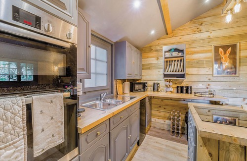 New Forest District Cabaña | 1 bedroom accommodation in Ringwood, New Forest