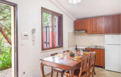 Locri Apartamento | 1 Bedroom Amazing Apartment In Locri
