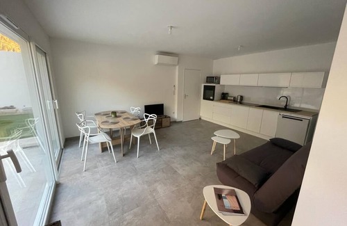 Pietrosella Apartamento | 1 Bedroom Apartment in Pietrosella